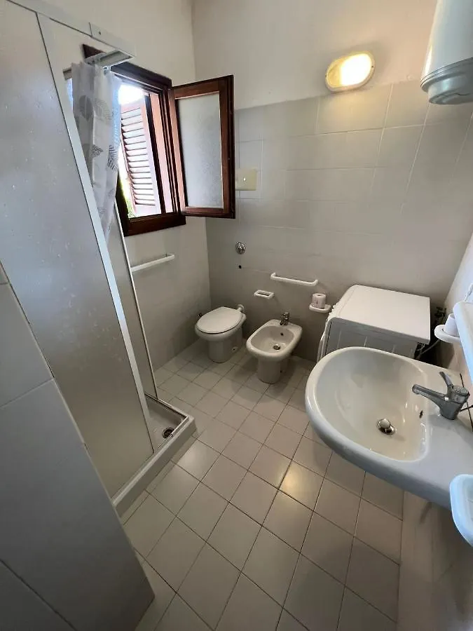 Apartman Iss Travel, Cottages Le Canne - Private Outdoor Area With Table And Chairs San Teodoro  Olaszország